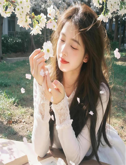 桃花视频在线观看_嫩模李丽莎喷水在线视频_片库网在线全集观看